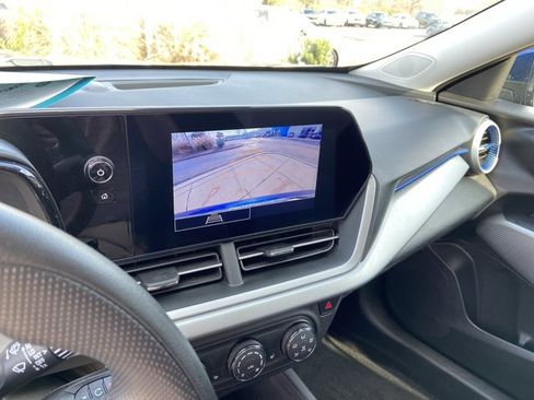 Used 2024 Chevrolet Trax LS w/ LS Convenience Package image 35