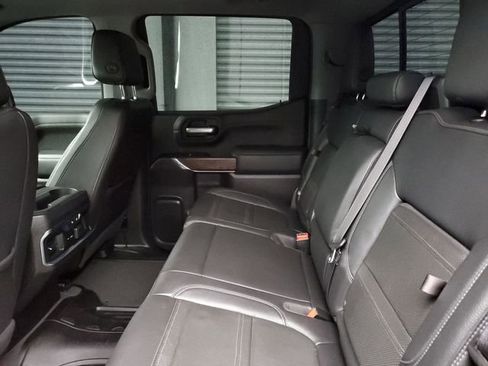 Used 2021 GMC Sierra 1500 Denali w/ Denali Ultimate Package AWD/4WD image 11