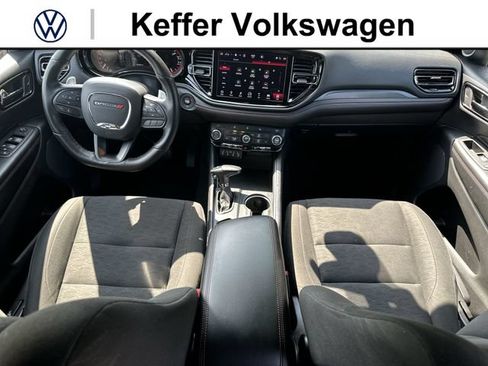Used 2025 Dodge Durango GT RWD image 27