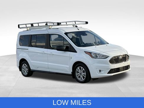 Used 2021 Ford Transit Connect XLT image 11