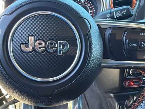 Used 2021 Jeep Gladiator Mojave image 20
