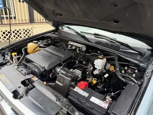 Used 2010 Ford Escape XLT FWD image 25