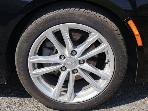 Used 2024 Cadillac CT4 Luxury image 7