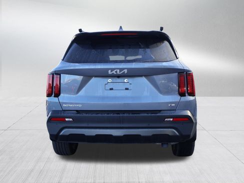 Used 2023 Kia Sorento X-Line EX image 6