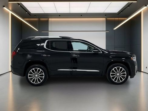 Used 2020 GMC Acadia Denali w/ LPO, Floor Liner Package AWD/4WD image 7