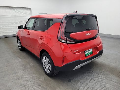 Used 2025 Kia Soul LX FWD image 5