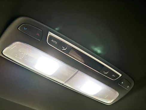 Used 2023 Kia Telluride EX w/ EX Captain's Chair Package image 27