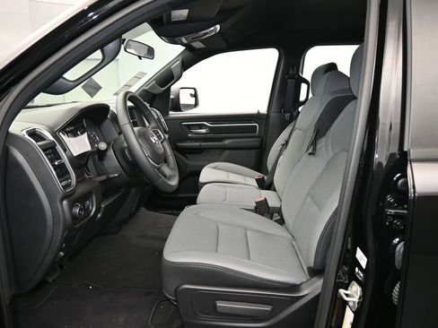 Used 2024 RAM 1500 Big Horn image 12