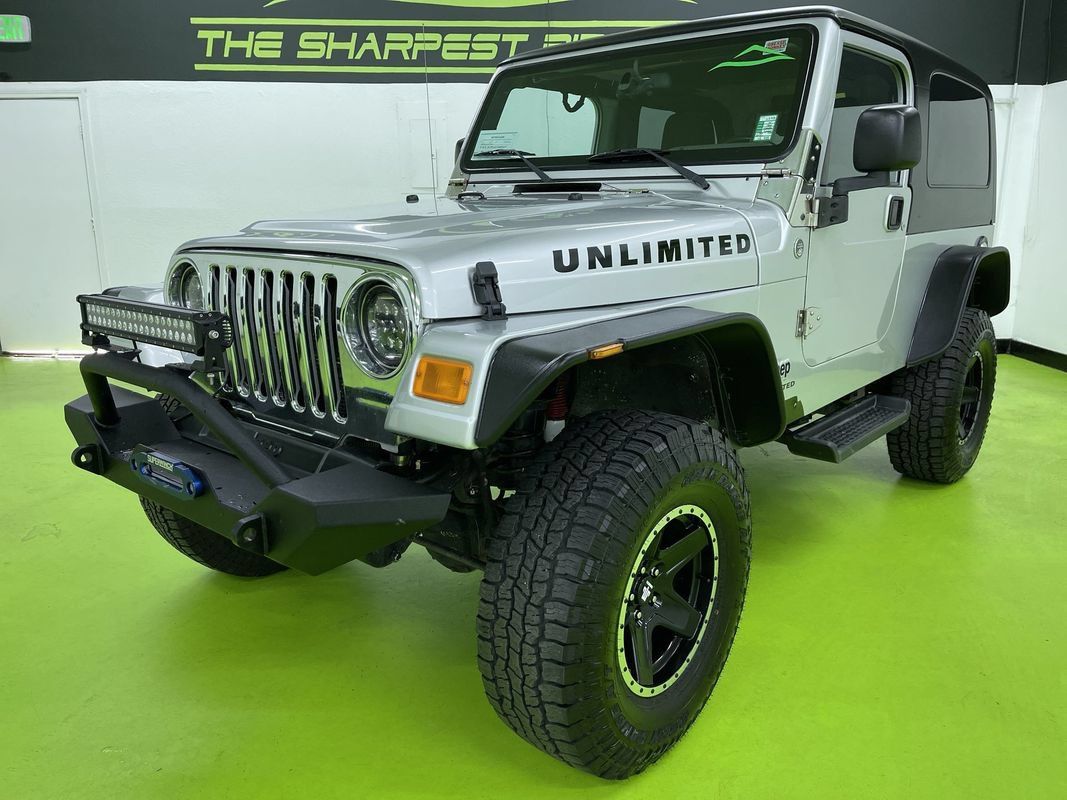 Used 2005 Jeep Wrangler Unlimited AWD/4WD image 5