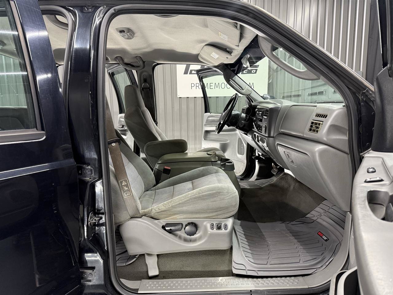 Used 2003 Ford F250 XLT AWD/4WD image 27