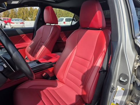 Used 2022 Lexus IS 350 F Sport image 12