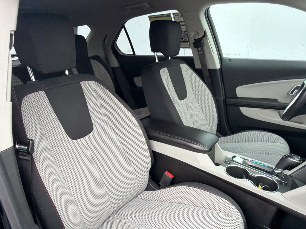 Used 2017 Chevrolet Equinox LT w/ Convenience Package FWD image 6