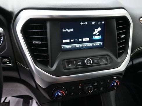Used 2018 GMC Acadia SLE w/ LPO, Floor Liner Package FWD image 18