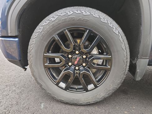 Used 2021 GMC Sierra 1500 Elevation w/ X31 Off-Road Package image 12