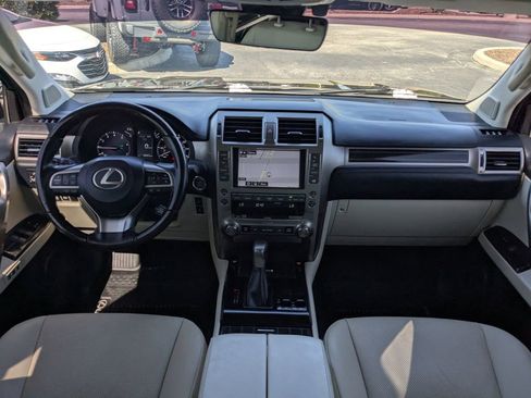 Used 2020 Lexus GX 460 Premium AWD/4WD image 14