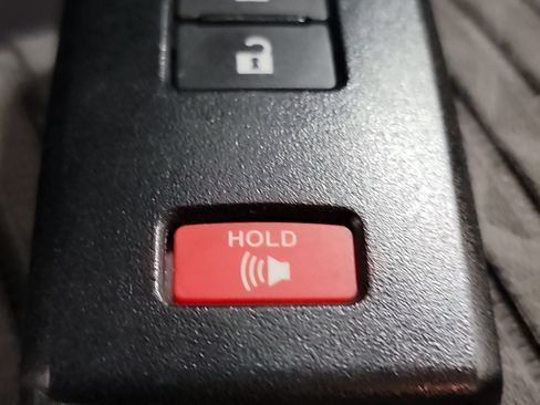Used 2021 Toyota 4Runner SR5 AWD/4WD image 31