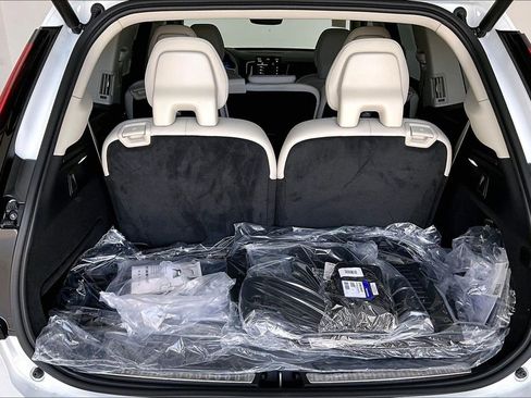 New 2026 Volvo XC90 T8 Ultra w/ Protection Package Premier image 41