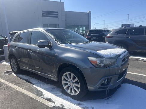 Used 2011 Mitsubishi Outlander Sport SE image 6