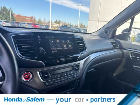 Used 2021 Honda Pilot Special Edition image 16