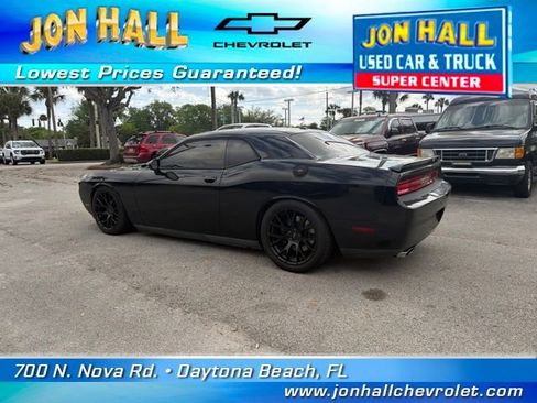 Used 2012 Dodge Challenger R/T image 5