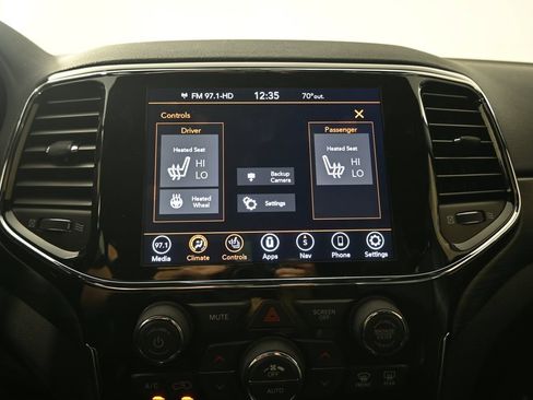 Used 2021 Jeep Grand Cherokee Laredo X AWD/4WD image 27