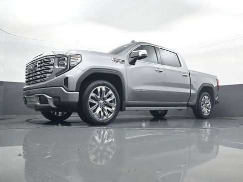Used 2023 GMC Sierra 1500 Denali w/ Denali Reserve Package AWD/4WD image 21