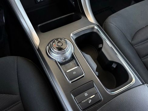 Used 2019 Ford Fusion SE FWD image 40