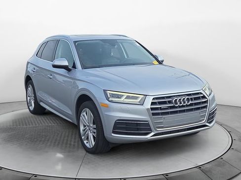 Used 2019 Audi Q5 Premium w/ Premium Plus Package AWD/4WD image 7