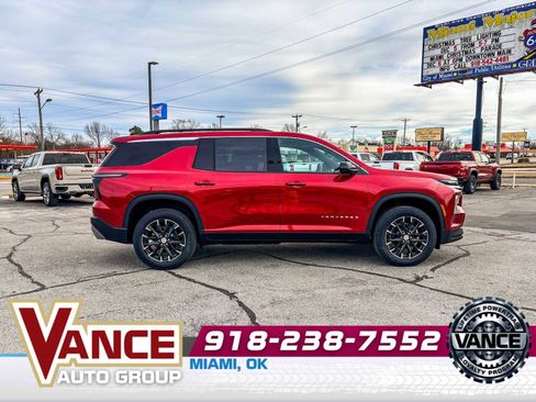 New 2026 Chevrolet Traverse LT w/ Sun and Wheel Package image 8