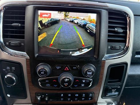 Used 2018 RAM 3500 Laramie image 36