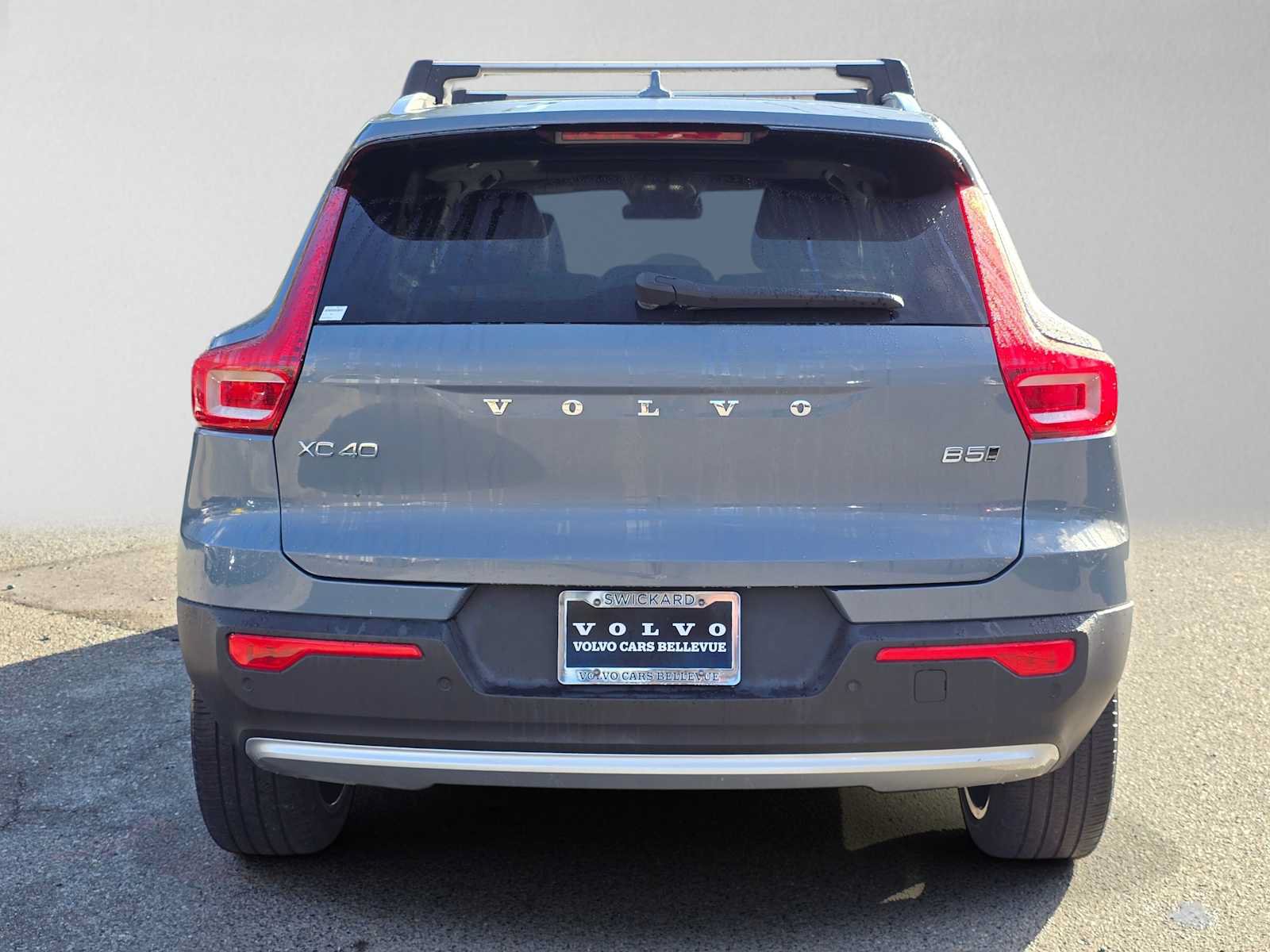 Certified 2023 Volvo XC40 B5 Ultimate w/ Protection Package Premier AWD/4WD image 5
