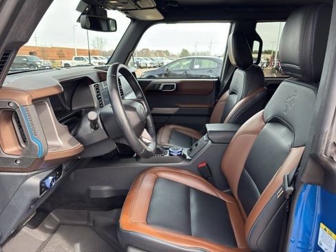 Used 2023 Ford Bronco Outer Banks image 12