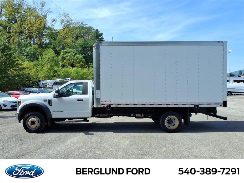 Used 2019 Ford F550 2WD Regular Cab Super Duty image 8