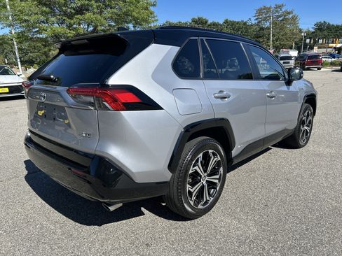 Used 2021 Toyota RAV4 XSE image 5