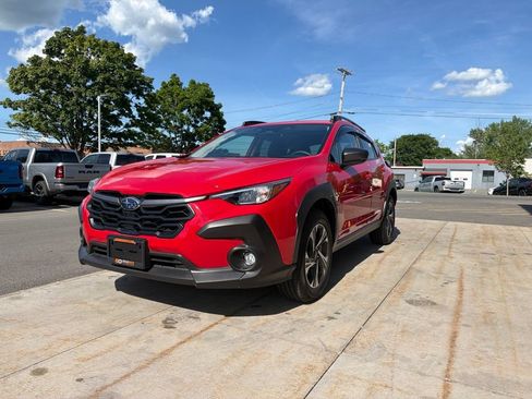 Used 2025 Subaru Crosstrek 2.5i Premium AWD/4WD image 8
