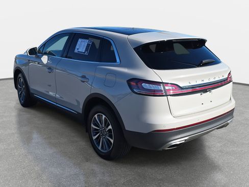 Used 2022 Lincoln Nautilus Reserve image 7