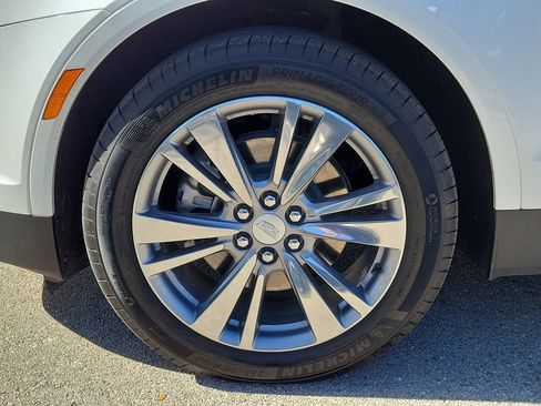 Used 2025 Cadillac XT5 Premium Luxury image 12