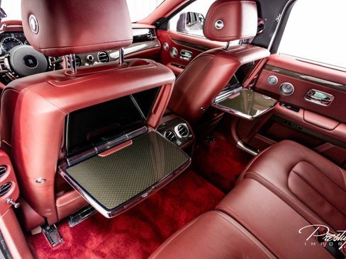 Used 2022 Rolls-Royce Ghost Black Badge image 49