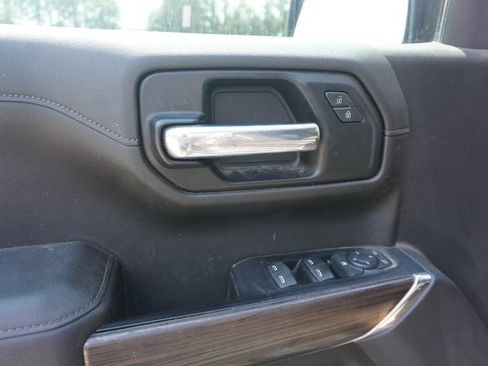 Used 2020 Chevrolet Silverado 1500 RST AWD/4WD image 3