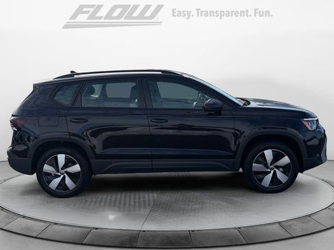 Used 2025 Volkswagen Taos S image 8