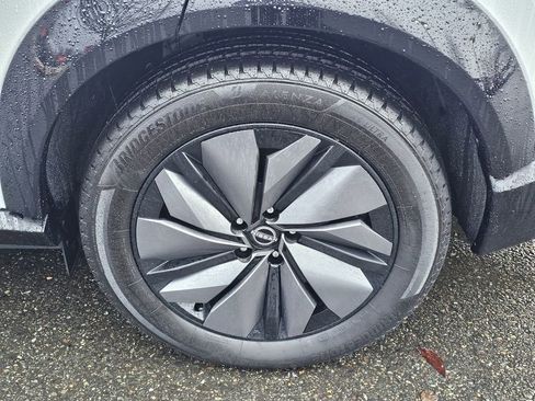 Certified 2024 Nissan Ariya AWD image 9