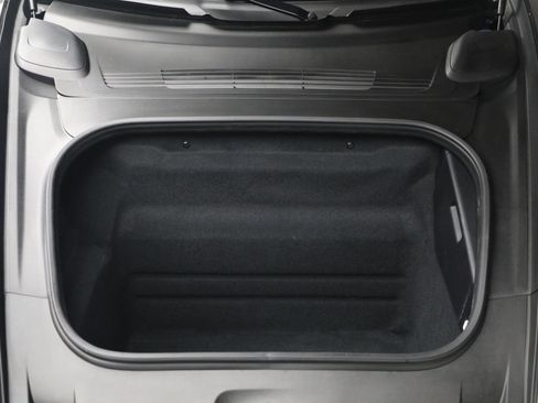 Used 2022 Porsche 911 Carrera image 21