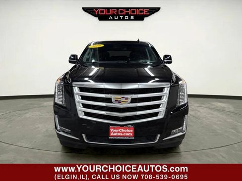 Used 2016 Cadillac Escalade ESV Luxury AWD/4WD image 12
