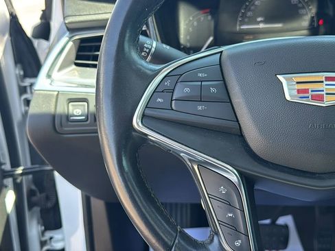 Used 2019 Cadillac XT5 Luxury FWD image 11