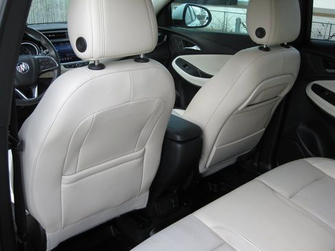 Used 2020 Buick Encore GX Select image 27