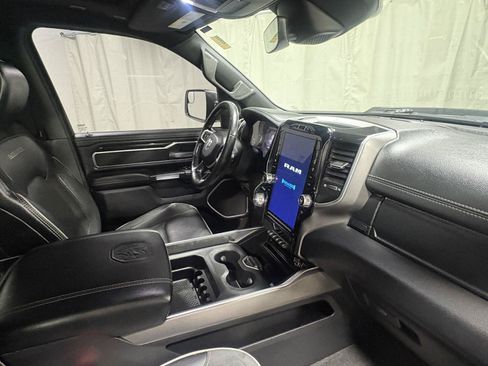 Used 2020 RAM 1500 Laramie AWD/4WD image 4