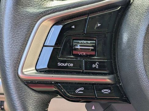 Used 2019 Subaru Outback 2.5i Limited image 9