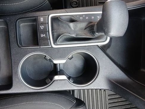 Used 2020 Kia Sportage LX AWD/4WD image 36