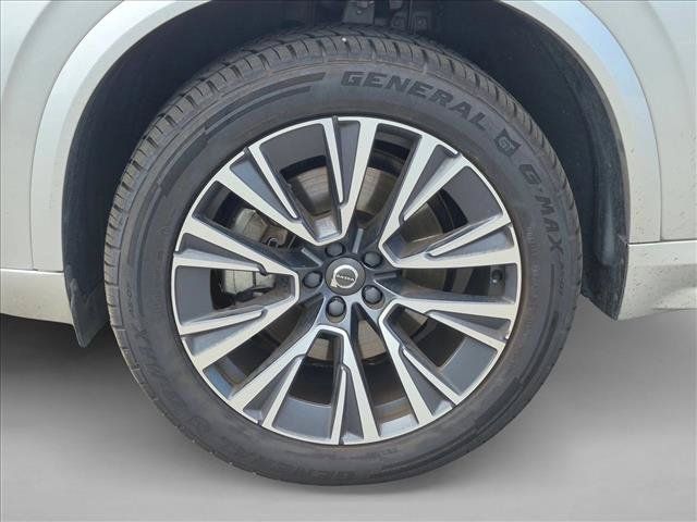 Used 2022 Volvo XC90 T5 Momentum FWD image 26