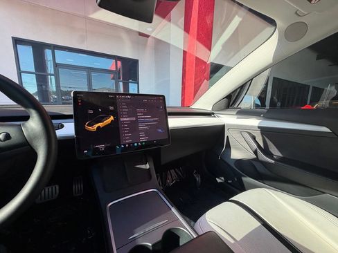 Used 2021 Tesla Model 3 Performance AWD/4WD image 30